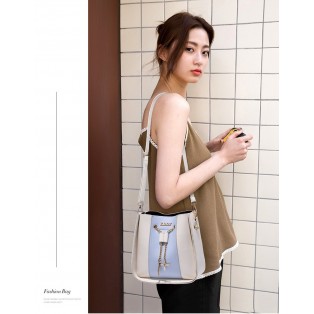 3936 WOMEN SLING BAG